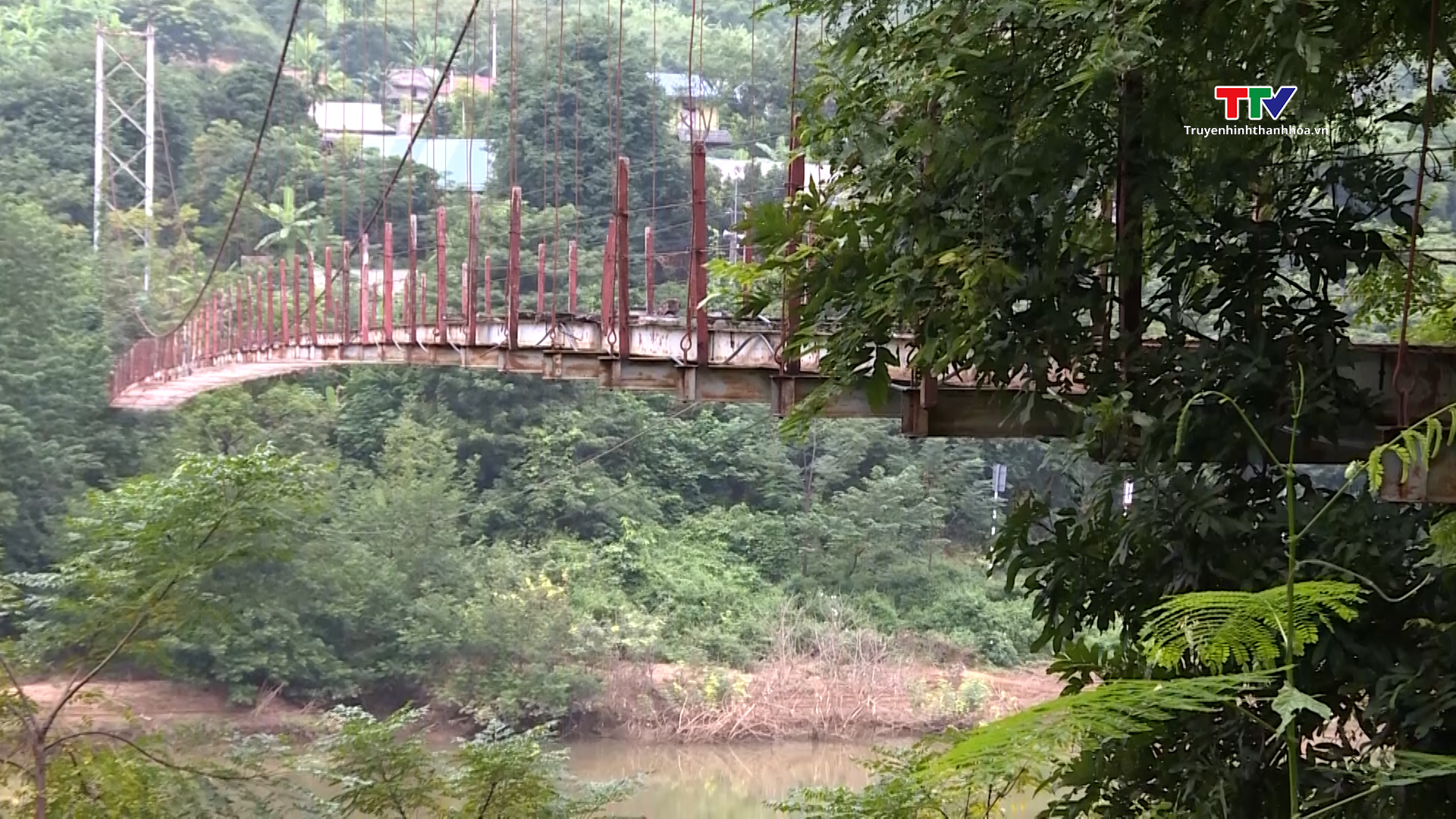 Thiếu kinh phí, 2 cầu treo hư hỏng trên địa bàn huyện Mường Lát chưa thể tháo dỡ- Ảnh 3.