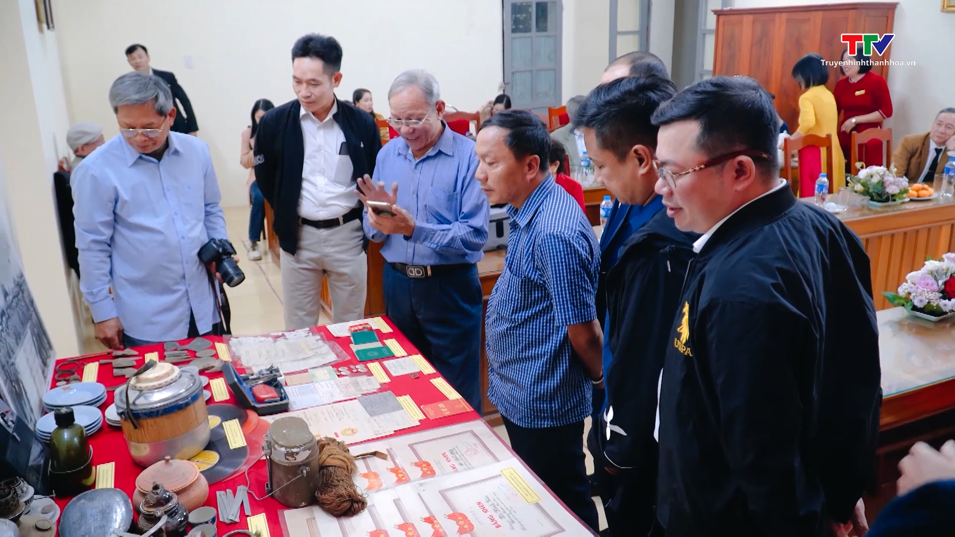Bảo tàng tỉnh Thanh Hóa tổ chức tọa đàm nhân ngày di sản Việt Nam 23/11- Ảnh 1.