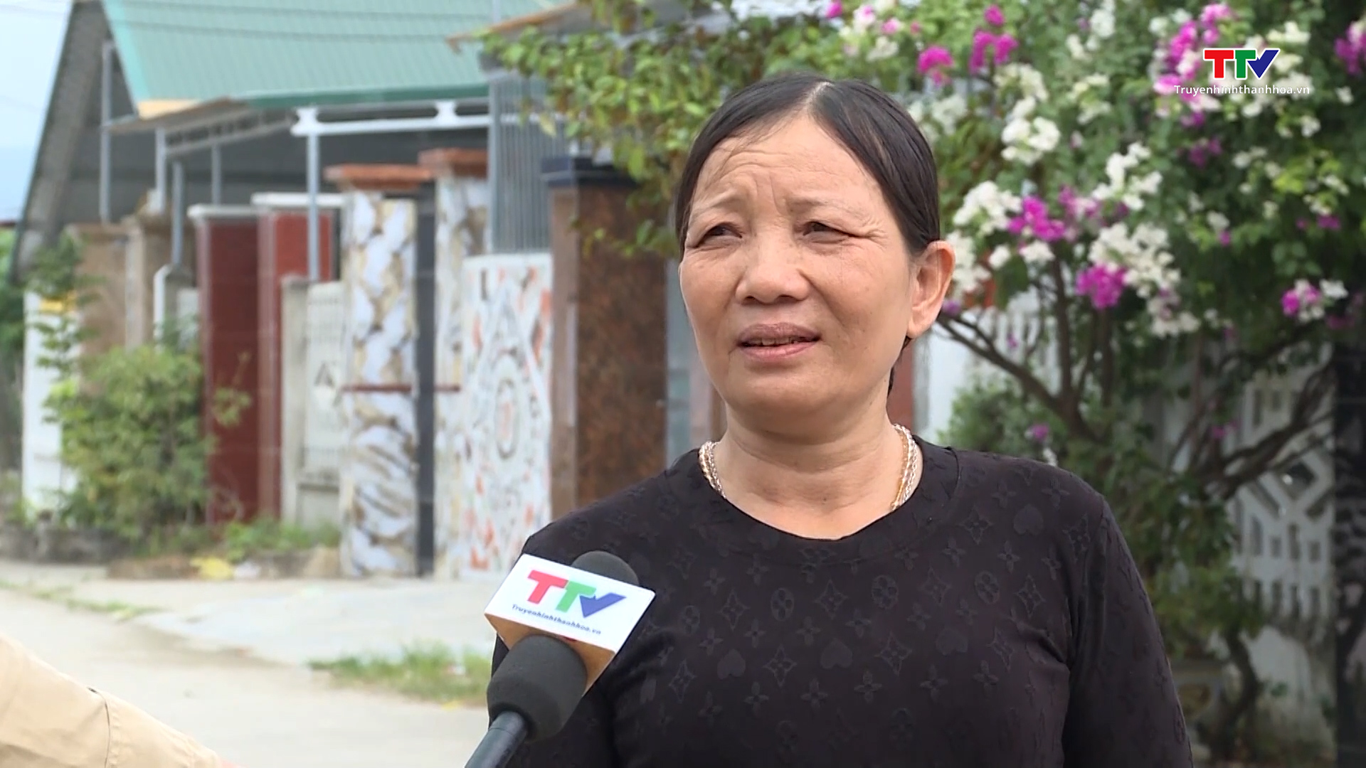 Huyện Yên Định cơ bản hoàn thành việc cấp đất, hỗ trợ làm nhà ở cho các hộ đồng bào trên sông - Ảnh 2.