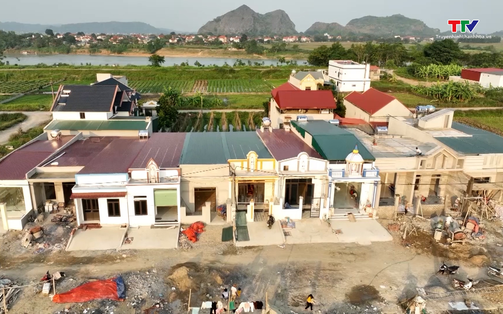 Huyện Yên Định cơ bản hoàn thành việc cấp đất, hỗ trợ làm nhà ở cho các hộ đồng bào trên sông 