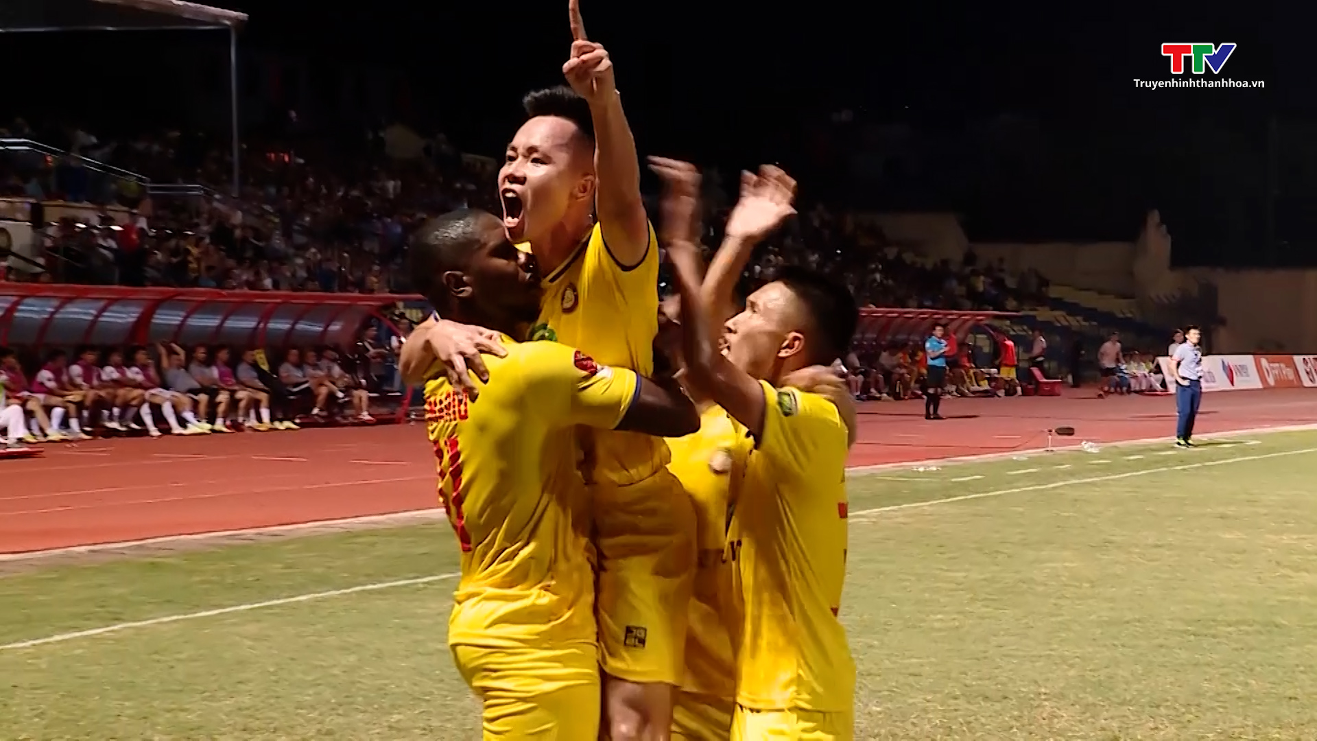 Vượt qua Sông Lam Nghệ An có chiến thắng đầu tiên tại V.League 2023/2024  - Ảnh 4.