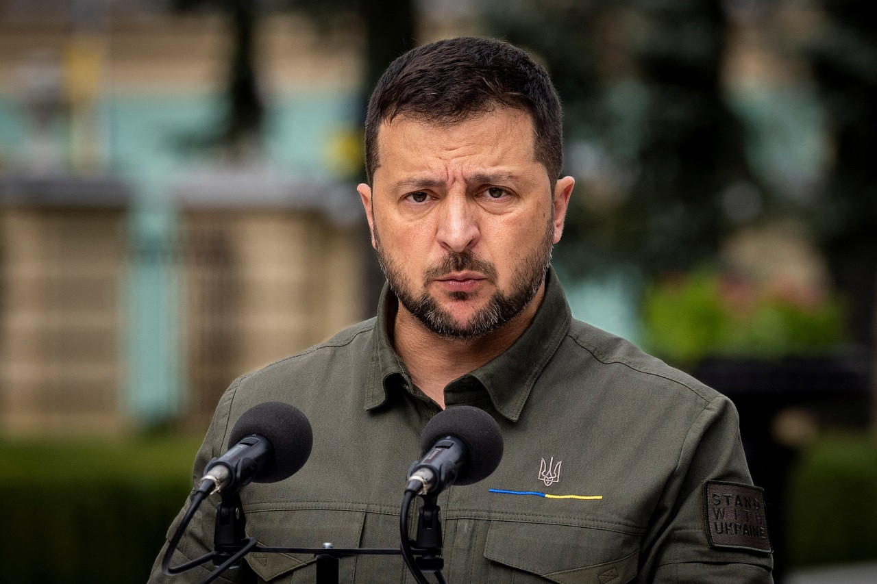Tổng thống Zelensky kêu gọi người dân Ukraine đoàn kết  - Ảnh 1.