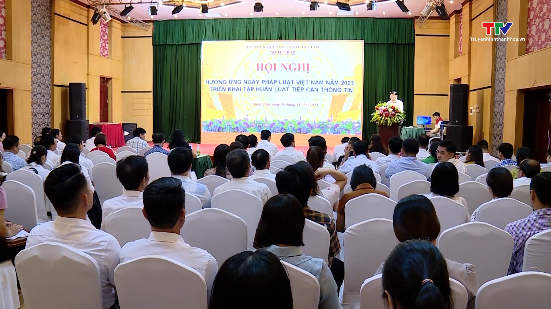 Nhiều hoạt động hưởng ứng Ngày pháp luật nước Cộng hòa xã hội chủ nghĩa Việt Nam - Ảnh 2.