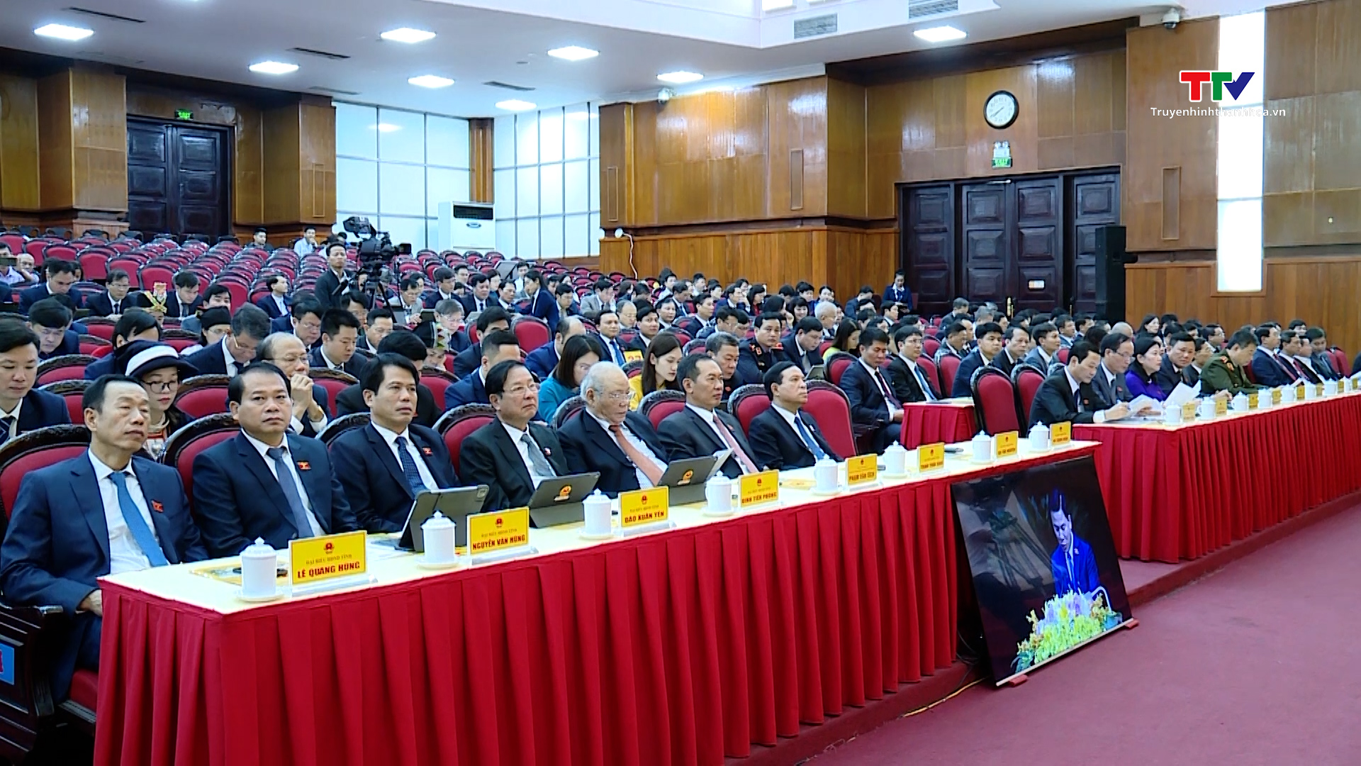 Khai mạc Kỳ họp thứ 17 Hội đồng Nhân dân tỉnh khoá XVIII- Ảnh 2.
