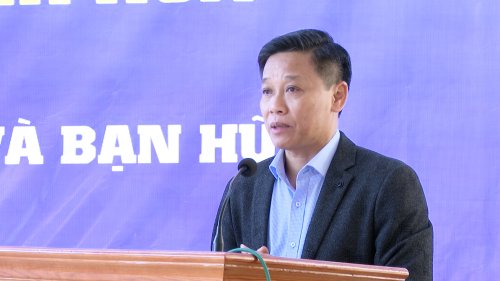 UBND huyện Thọ Xuân phối hợp với bệnh viện Chợ Rẫy, Thành phố Hồ Chí Minh tổ chức thăm khám, tư vấn và cấp thuốc miễn phí cho người dân trên địa bàn huyện Thọ Xuân- Ảnh 5.