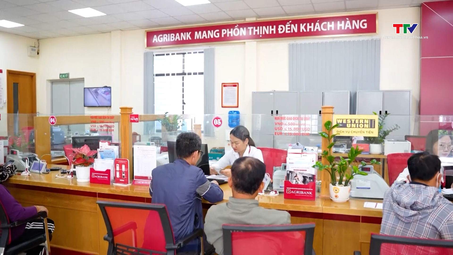 Agribank Nam Thanh Hoá ưu tiên nguồn vốn tín dụng phục vụ phát triển kinh tế xã hội- Ảnh 2.