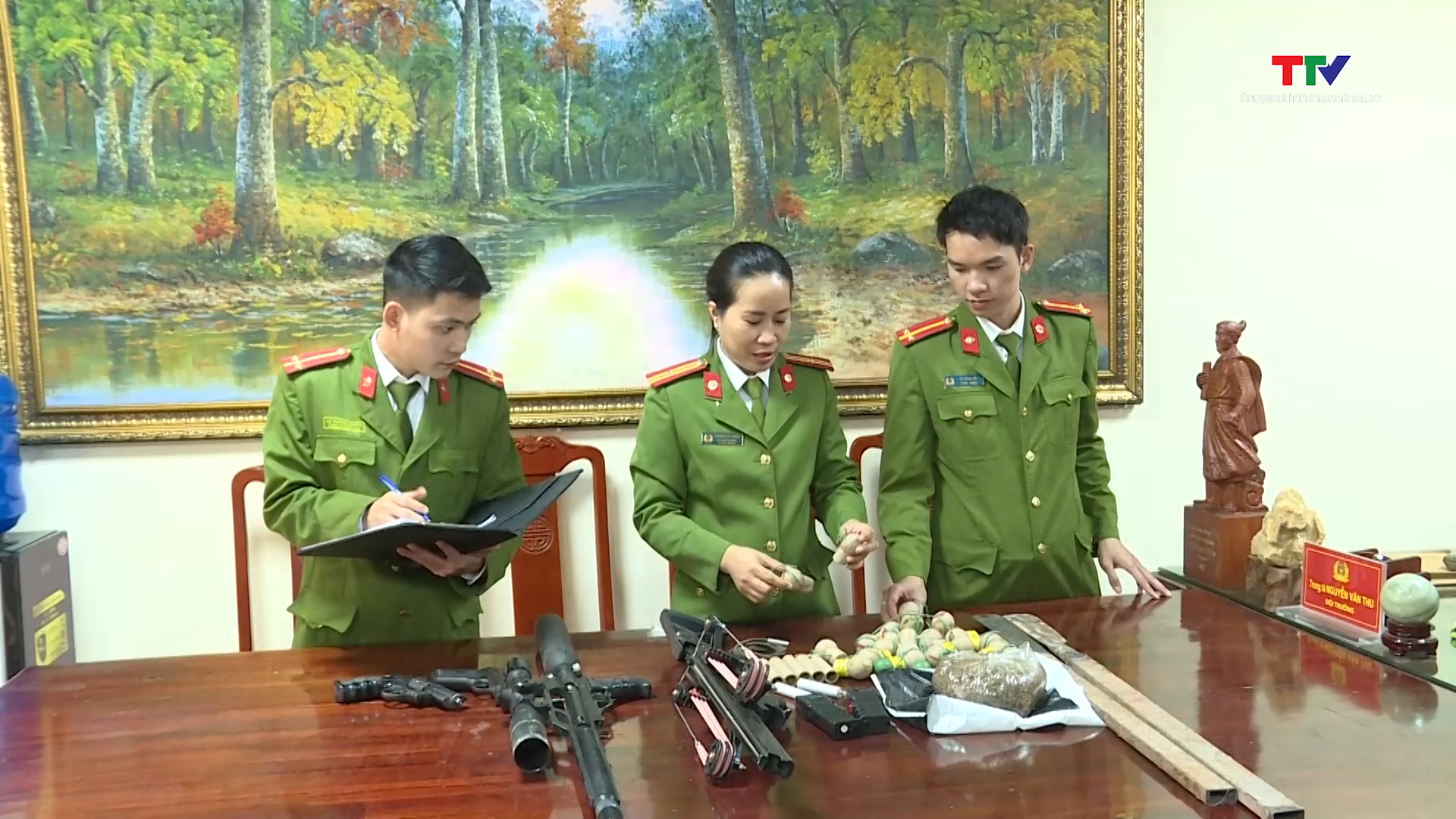 Công an huyện Triệu Sơn triển khai cao điểm tấn công trấn áp tội phạm, đảm bảo an ninh trật tự dịp Tết Nguyên đán 2024- Ảnh 1.