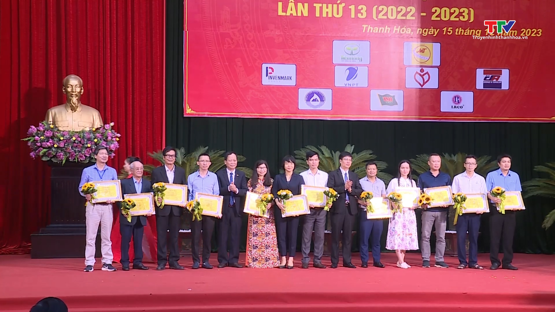 Tổng kết và trao thưởng Hội thi Sáng tạo kỹ thuật Thanh Hoá lần thứ 13 (2022 - 2023)- Ảnh 4.