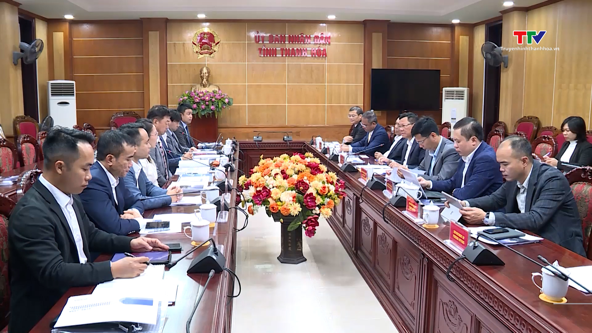 Phó Chủ tịch Thường trực Ủy ban Nhân dân tỉnh Nguyễn Văn Thi làm việc với doanh nghiệp Nhật- Ảnh 1.