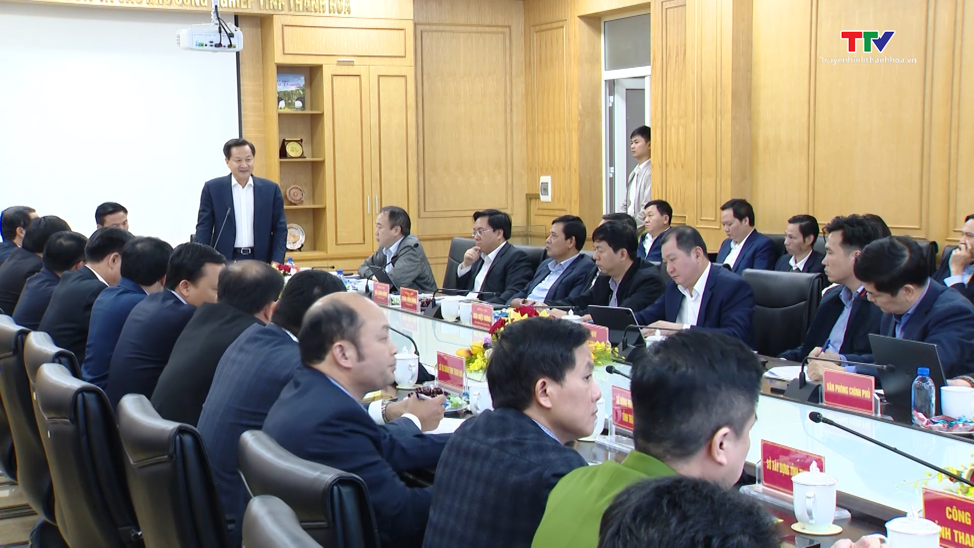 Phó Thủ tướng Chính phủ Lê Minh Khái làm việc tại Thanh Hoá về tình hình đầu tư hạ tầng các Khu công nghiệp tại Khu kinh tế Nghi Sơn- Ảnh 7.