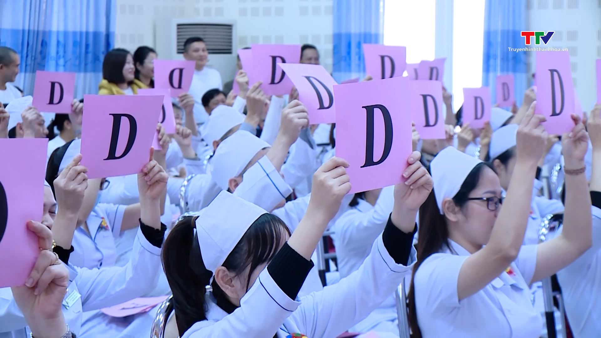 Bệnh viện Đa khoa tỉnh Thanh Hoá tổ chức Hội thi Rung chuông vàng năm 2023
- Ảnh 2.