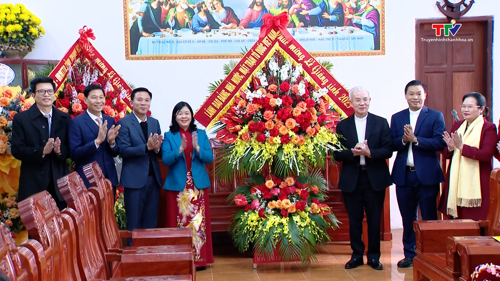 Bí thư Trung ương Đảng Bùi Thị Minh Hoài chúc mừng Giáng sinh tại giáo phận công giáo Thanh Hóa- Ảnh 5.