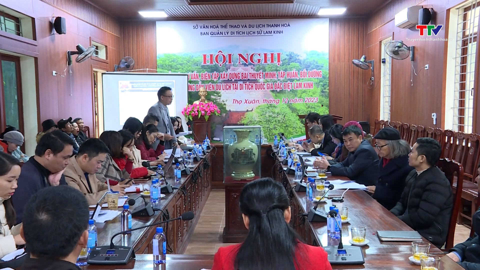 Hội nghị góp ý, thẩm định, hoàn thiện bài thuyết minh tour du lịch Lam Kinh- Ảnh 1.