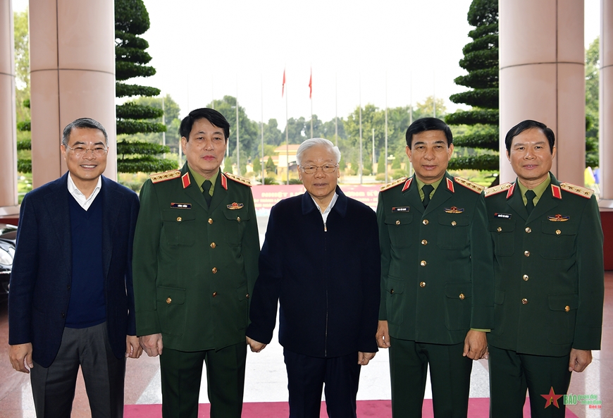 Tổng Bí thư Nguyễn Phú Trọng và các đồng chí lãnh đạo Đảng, Nhà nước dự Hội nghị Quân ủy Trung ương- Ảnh 2.