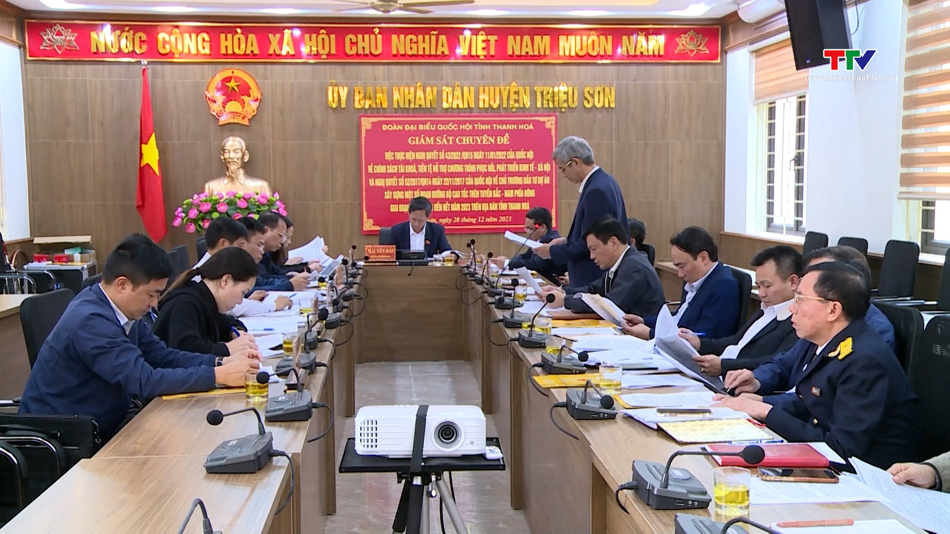 Đoàn đại biểu Quốc hội tỉnh giám sát chuyên đề thực hiện Nghị quyết 43 và Nghị quyết 52 của Quốc hội tại hai huyện Yên Định và Triệu Sơn- Ảnh 2.
