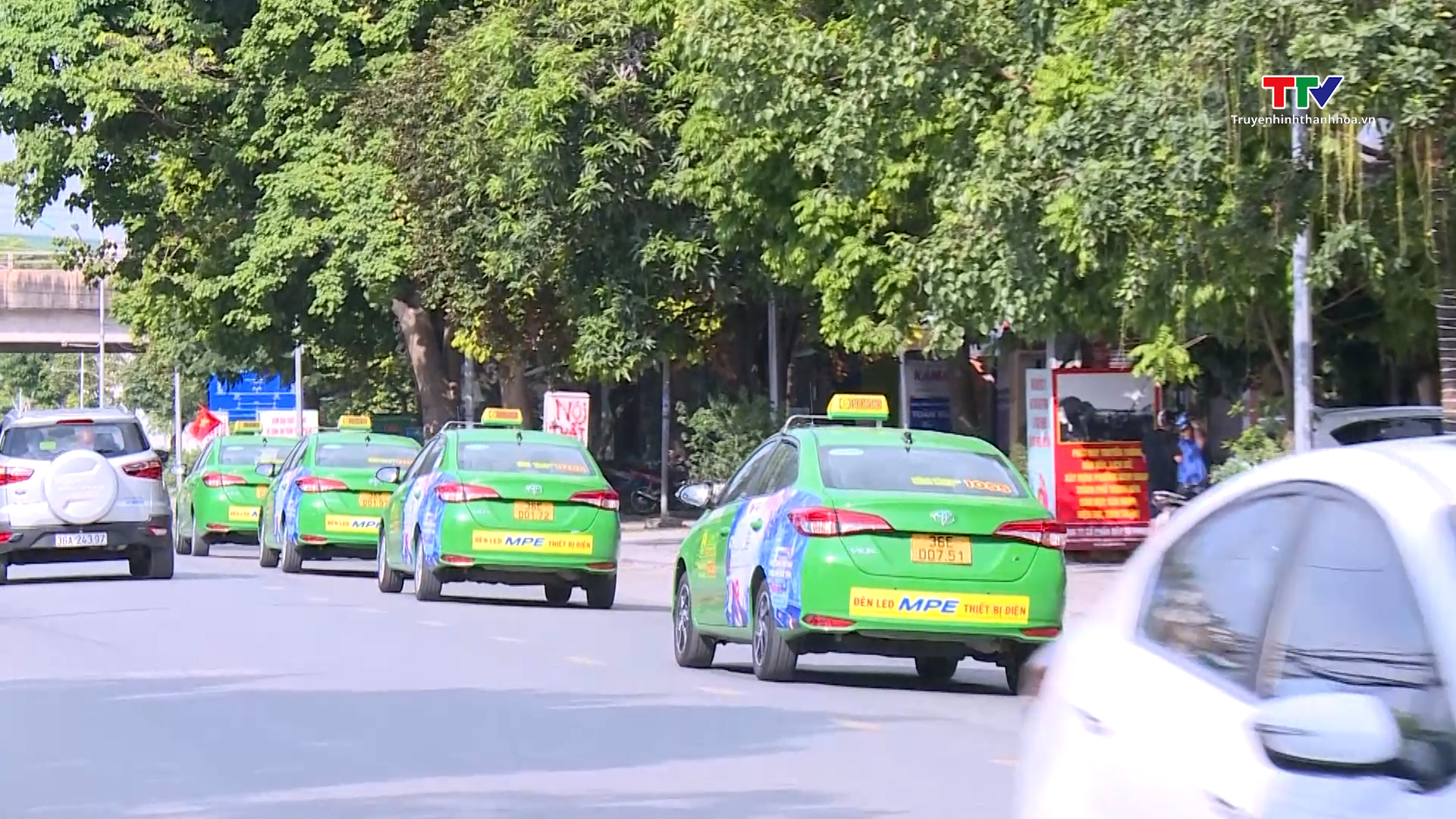 Các doanh nghiệp vận tải taxi chuẩn bị phương án phục vụ tết Dương lịch 2024  - Ảnh 2.
