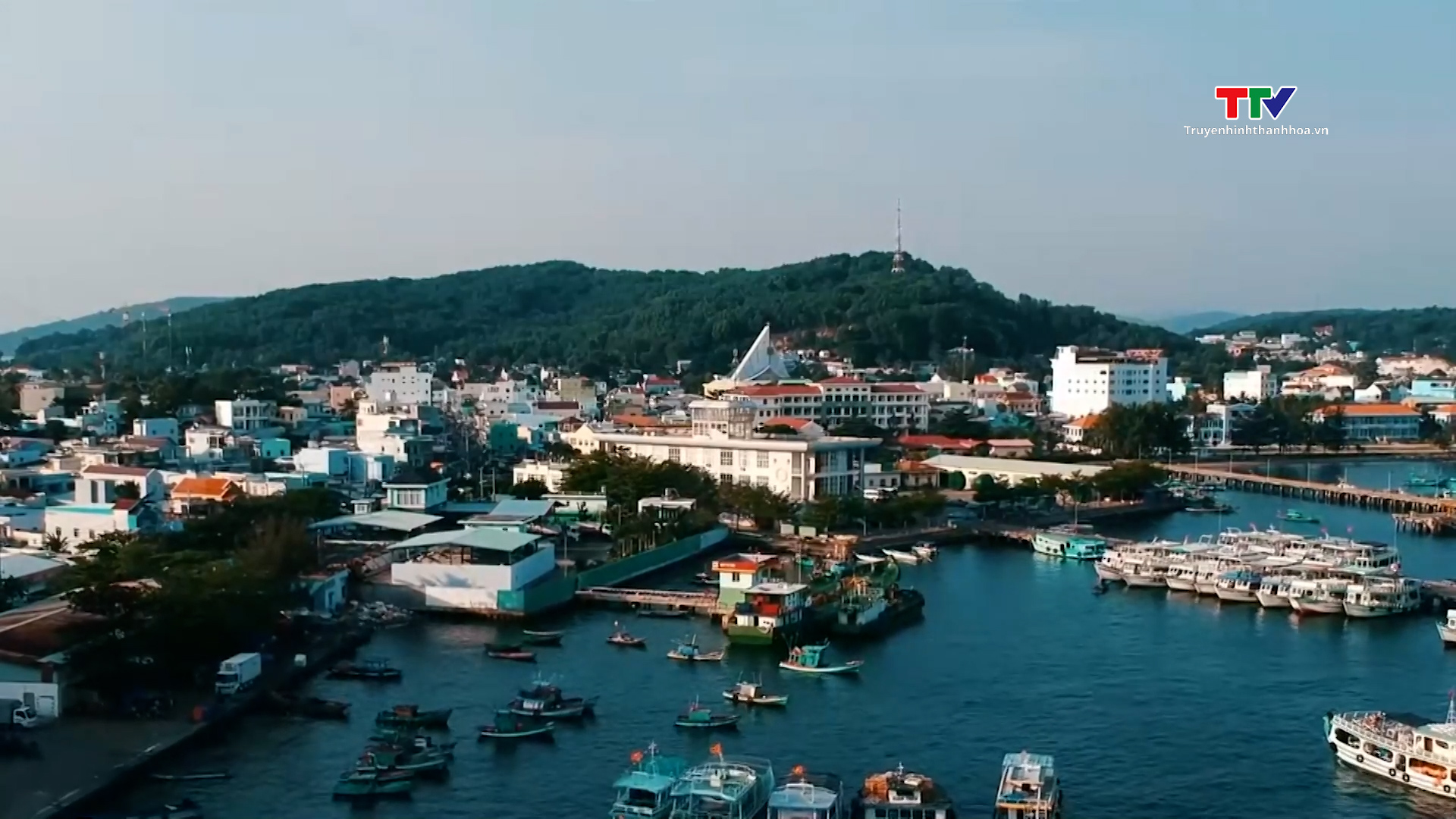 Phú Quốc lần thứ 2 được vinh danh là điểm đến biển đảo thiên nhiên hàng đầu thế giới- Ảnh 1.