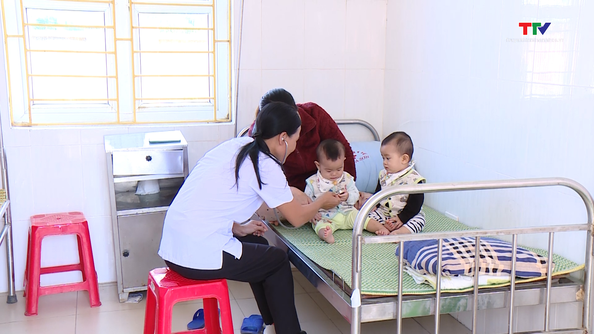 50% trạm y tế tại huyện Nga Sơn không có bác sỹ- Ảnh 2.