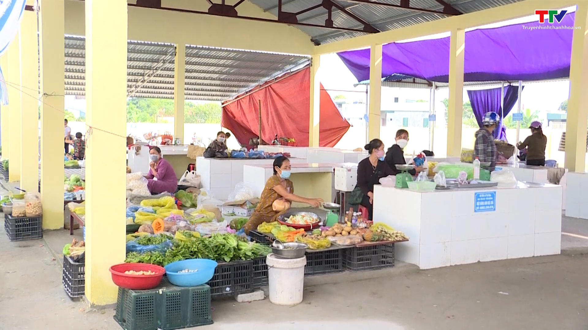 Tỉnh Thanh Hóa có 348 chợ đạt tiêu chuẩn chợ kinh doanh thực phẩm - Ảnh 2.