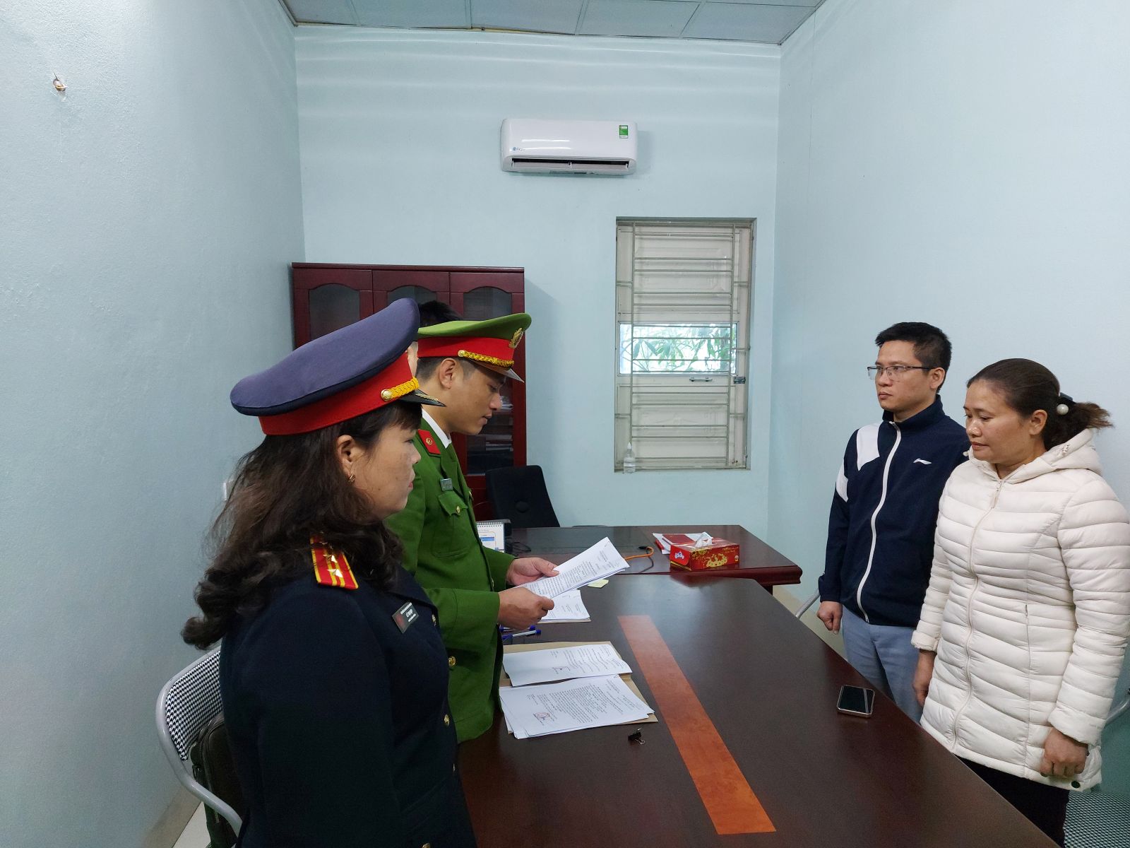 Khởi tố, bắt tạm giam Giám đốc Trung tâm đăng kiểm xe cơ giới tại Thanh Hóa - Ảnh 1.