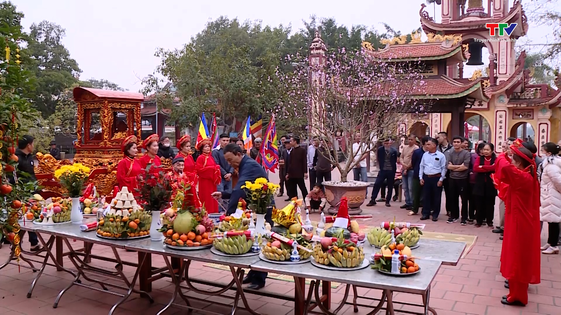 Thanh Hoá đẩy mạnh phát triển du lịch tại các ngôi chùa - Ảnh 3.