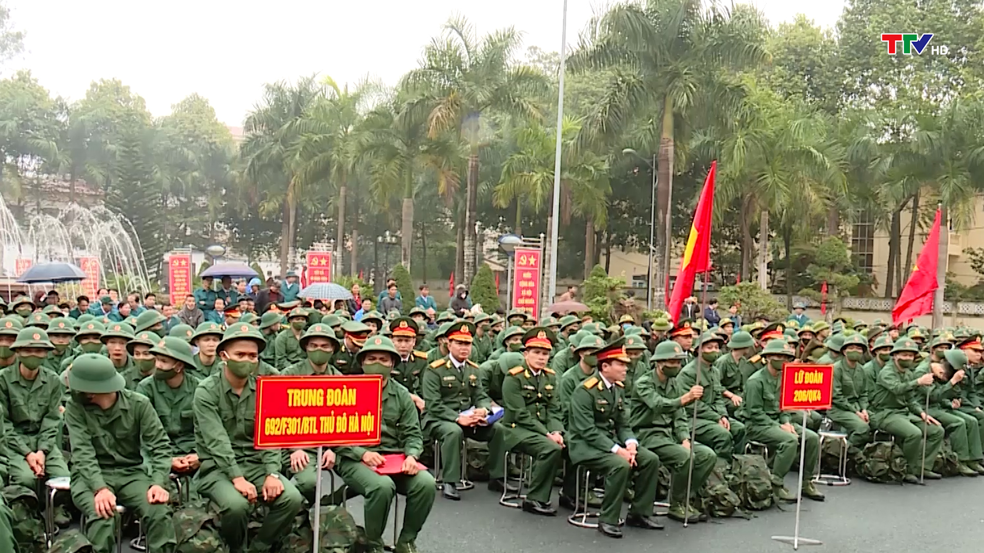 Chủ tịch UBND tỉnh dự lễ giao nhận quân tại Thọ Xuân - Ảnh 2. Chủ tịch UBND tỉnh dự lễ giao nhận quân tại Thọ Xuân - Ảnh 2.