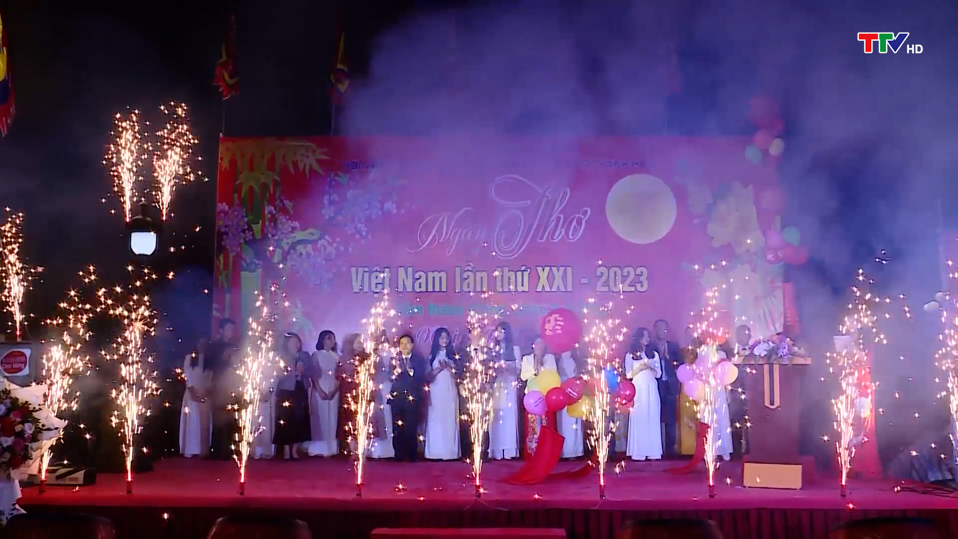 Tỉnh Thanh Hoá tổ chức Lễ kỉ niệm Ngày thơ Việt Nam lần thứ XXI - Ảnh 3.