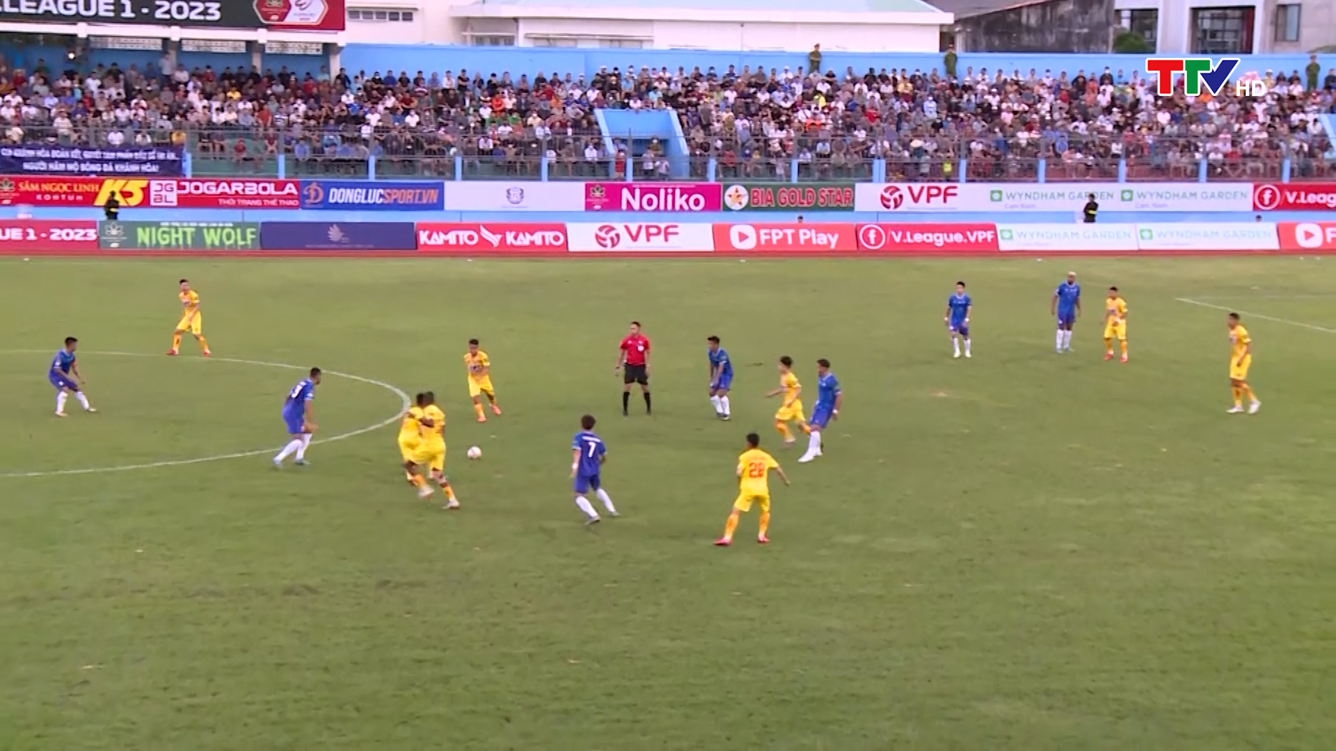 Vòng 1 V.League: các tân binh tỏa sáng, Đông Á Thanh Hóa ca khúc khải hoàn trên sân Khánh Hòa - Ảnh 3.