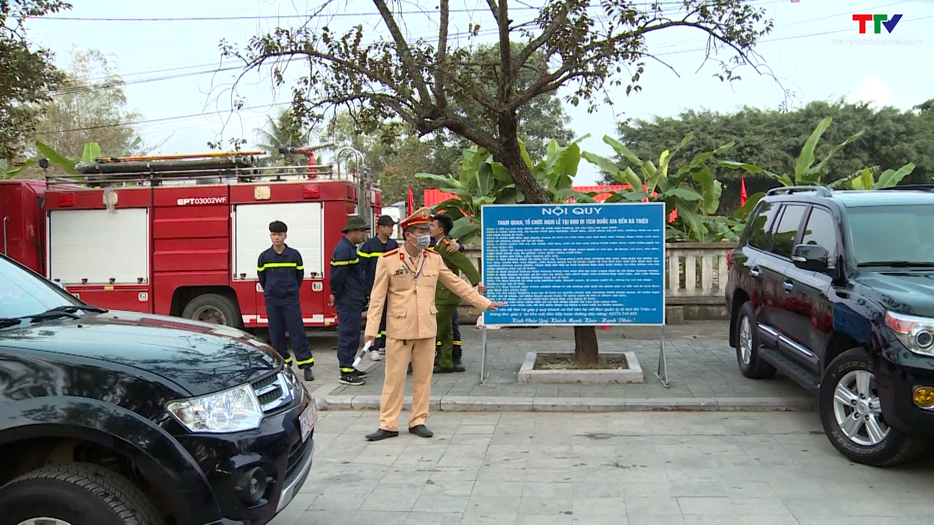 Ghi nhận tình hình trật tự an toàn giao thông tại lễ khai mạc Đền Bà Triệu - Ảnh 3.