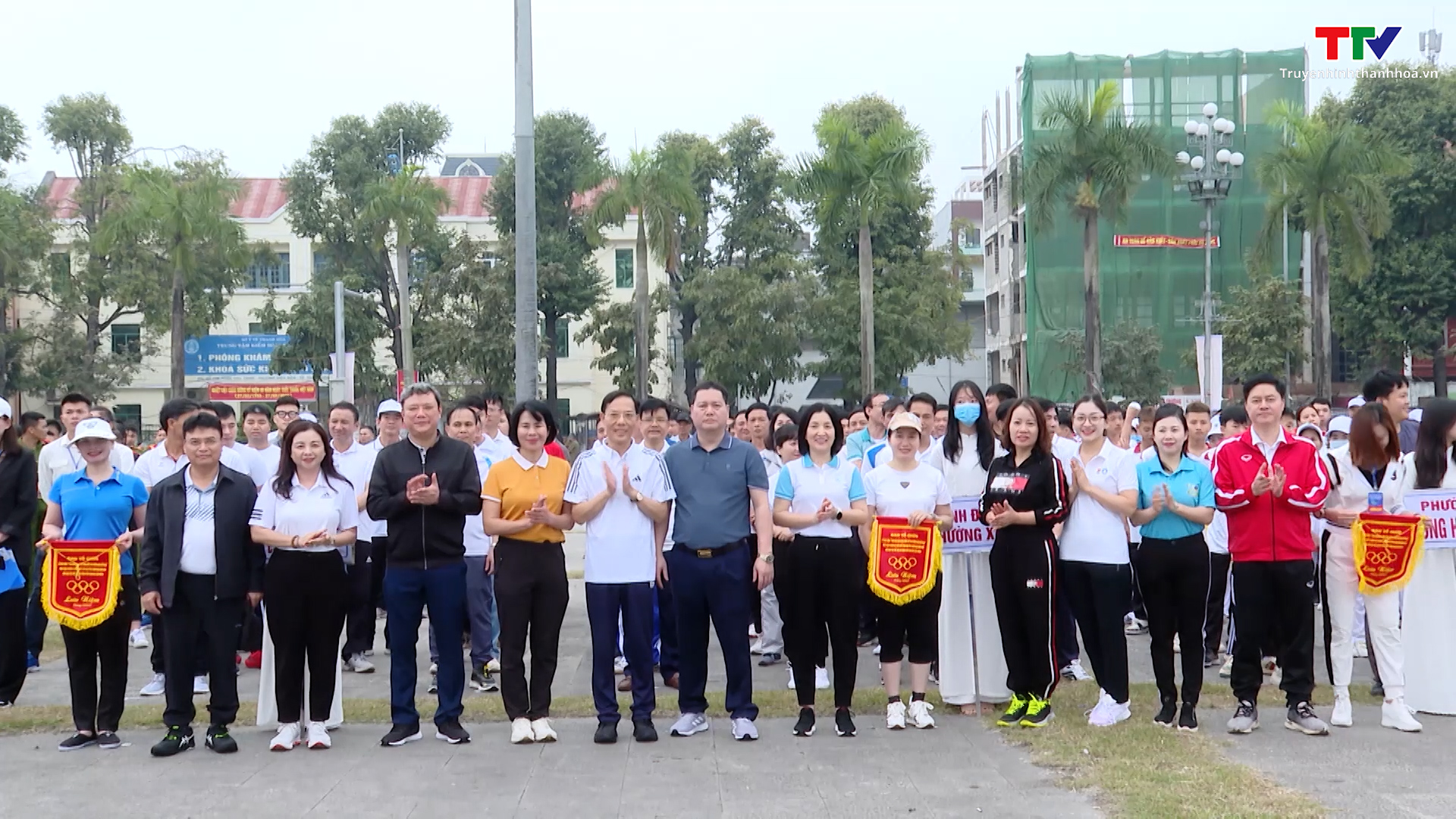 Ngày chạy Olympic &quot;Vì sức khỏe toàn dân&quot; và Giải việt dã thành phố Thanh Hóa 2023 - Ảnh 3.