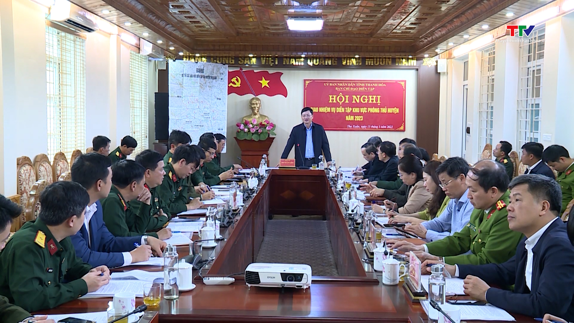 Giao nhiệm vụ diễn tập khu vực phòng thủ cho các huyện Thọ Xuân, Yên Định  - Ảnh 3.