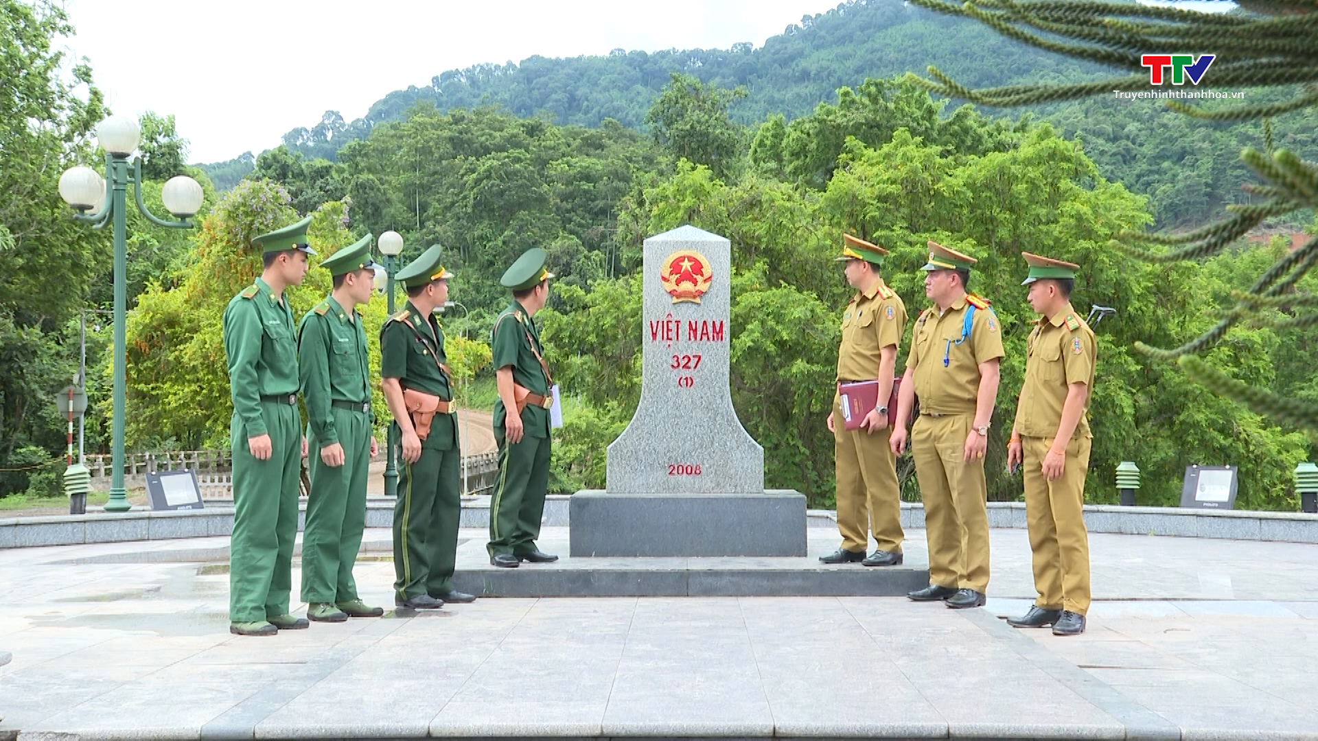 Đối ngoại biên phòng góp phần vun đắp tình hữu nghị Việt Nam-Lào - Ảnh 6.