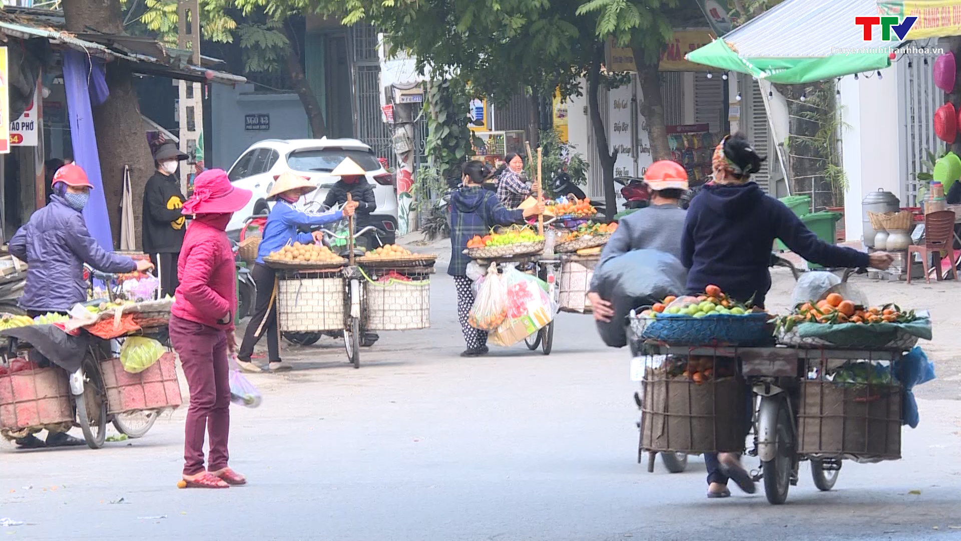 Cần sớm có giải pháp xóa bỏ “chợ cóc”, chợ tạm trên địa bàn thành phố Thanh Hóa  - Ảnh 6.