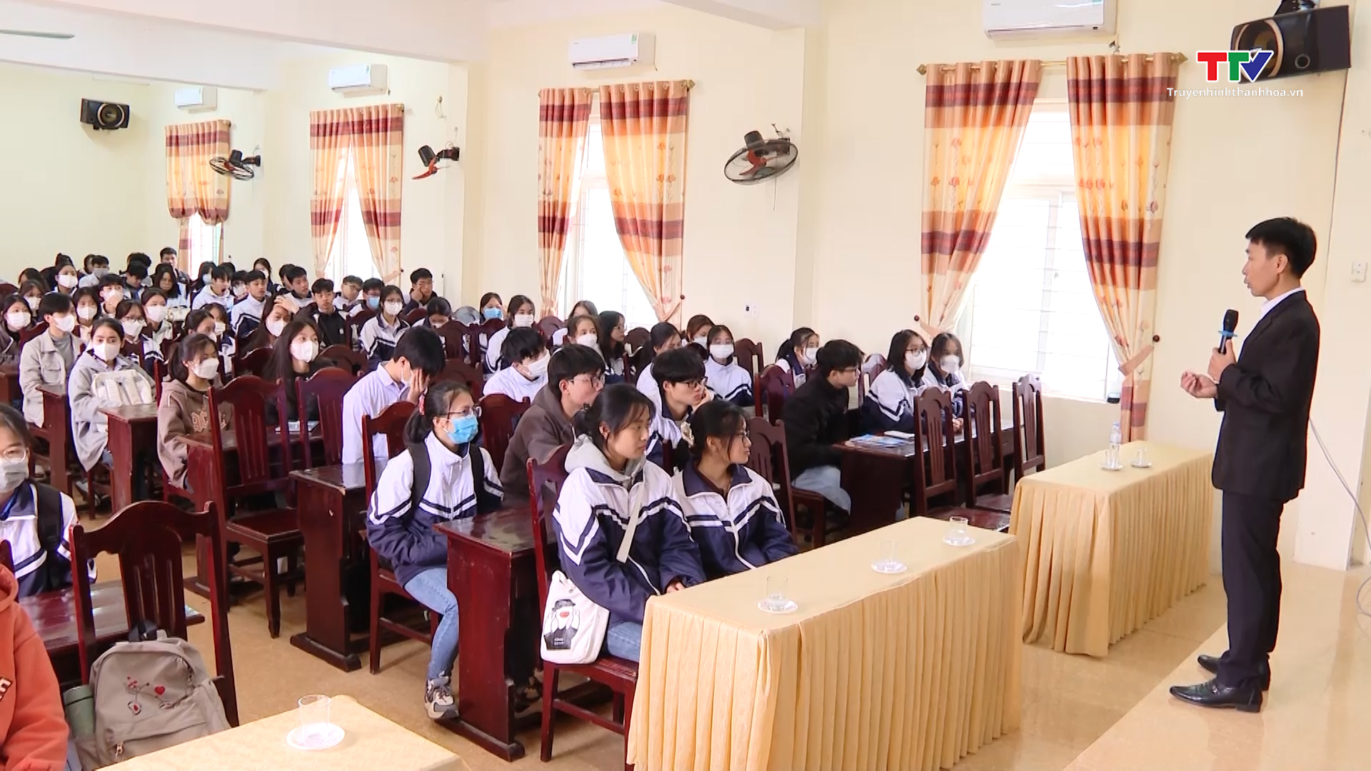 Trung tâm Chính trị huyện Yên Định nâng cao chất lượng đào tạo, bồi dưỡng cán bộ - Ảnh 4.