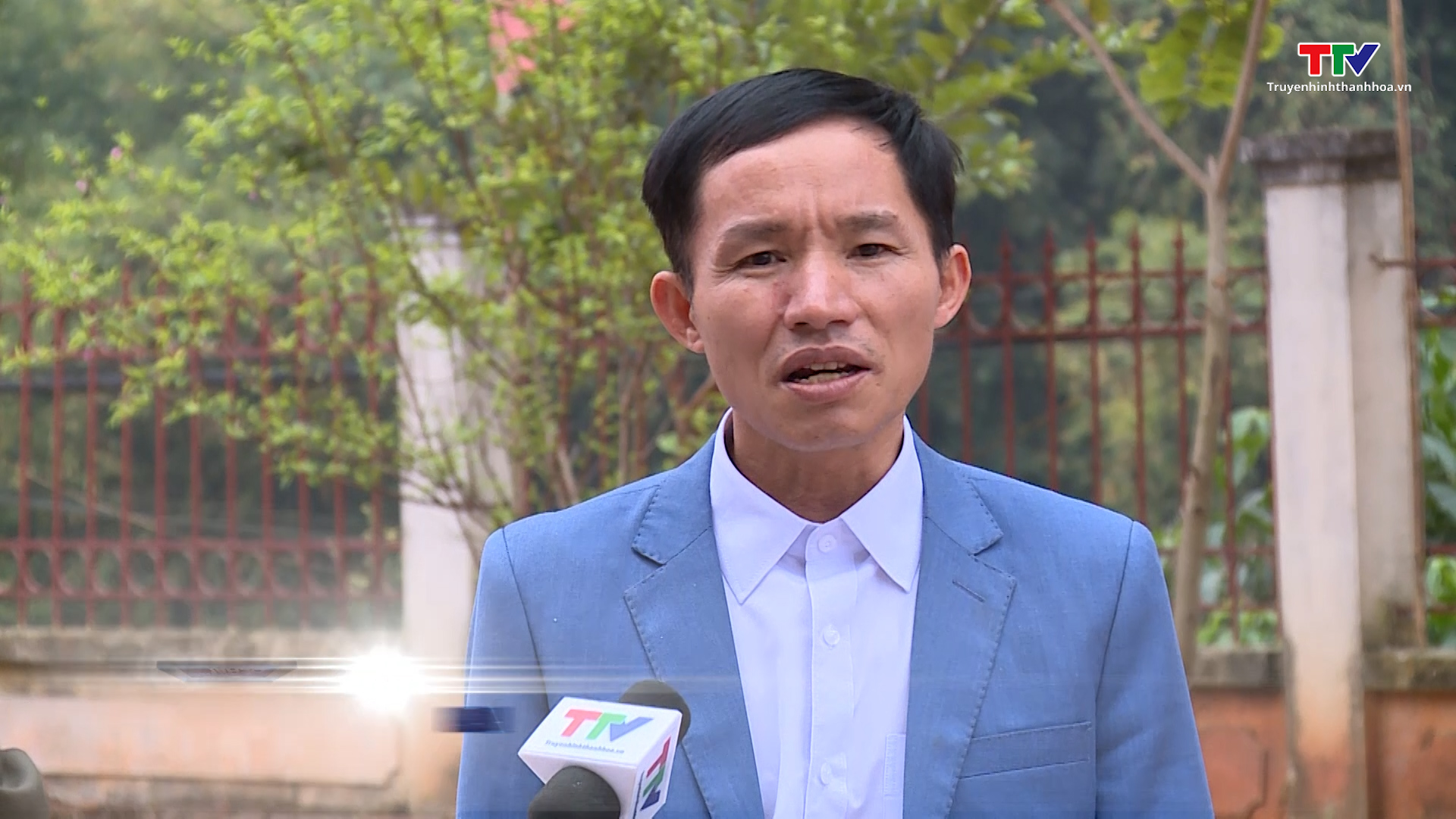 Cầu treo bản Hậu, xã Tam Lư, huyện Quan Sơn xuống cấp nghiêm trọng - Ảnh 2.