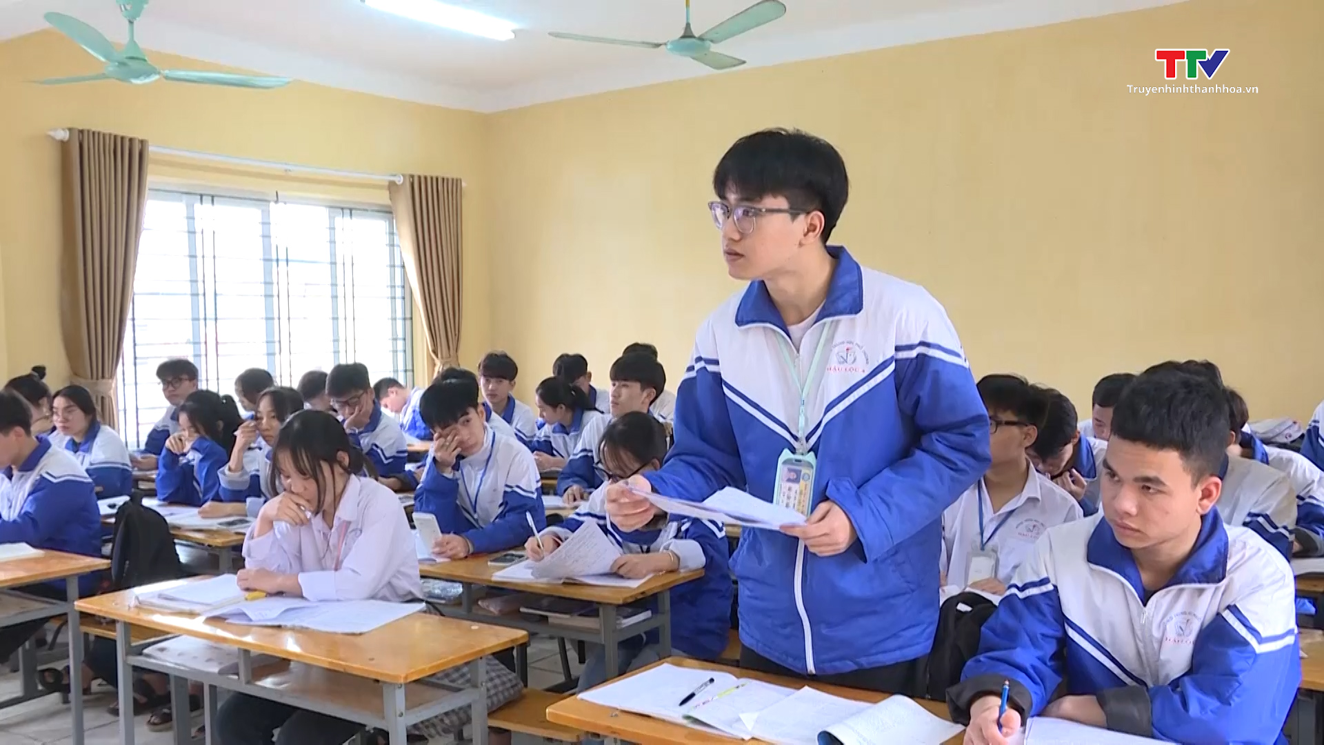 Trường Trung học phổ thông Hậu Lộc 4 lần đầu tiên có học sinh đạt giải quốc gia - Ảnh 4.