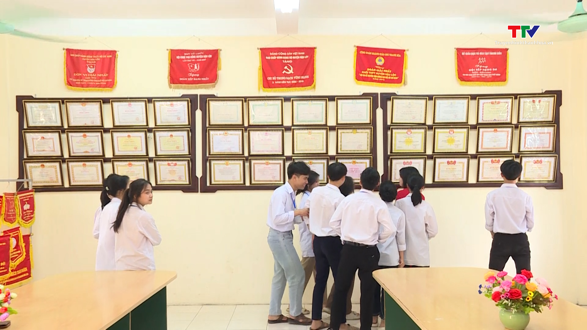 Thanh Hóa giữ vững thành tích tại Kỳ thi học sinh giỏi quốc gia THPT năm học 2022-2023 - Ảnh 6.