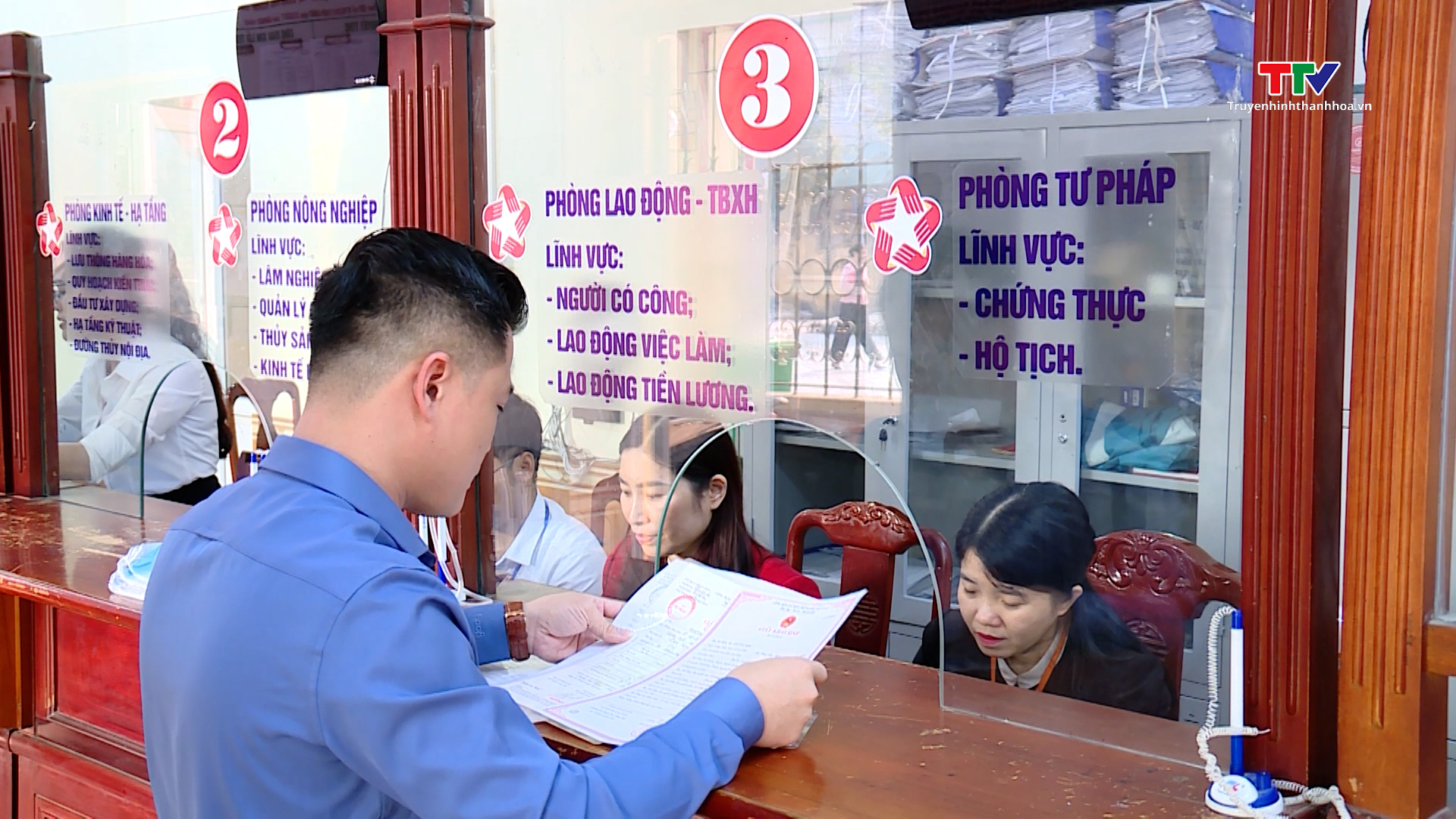 Đẩy mạnh ứng dụng công nghệ thông tin trong đăng ký và quản lý hộ tịch - Ảnh 5. Đẩy mạnh ứng dụng công nghệ thông tin trong đăng ký và quản lý hộ tịch - Ảnh 5.