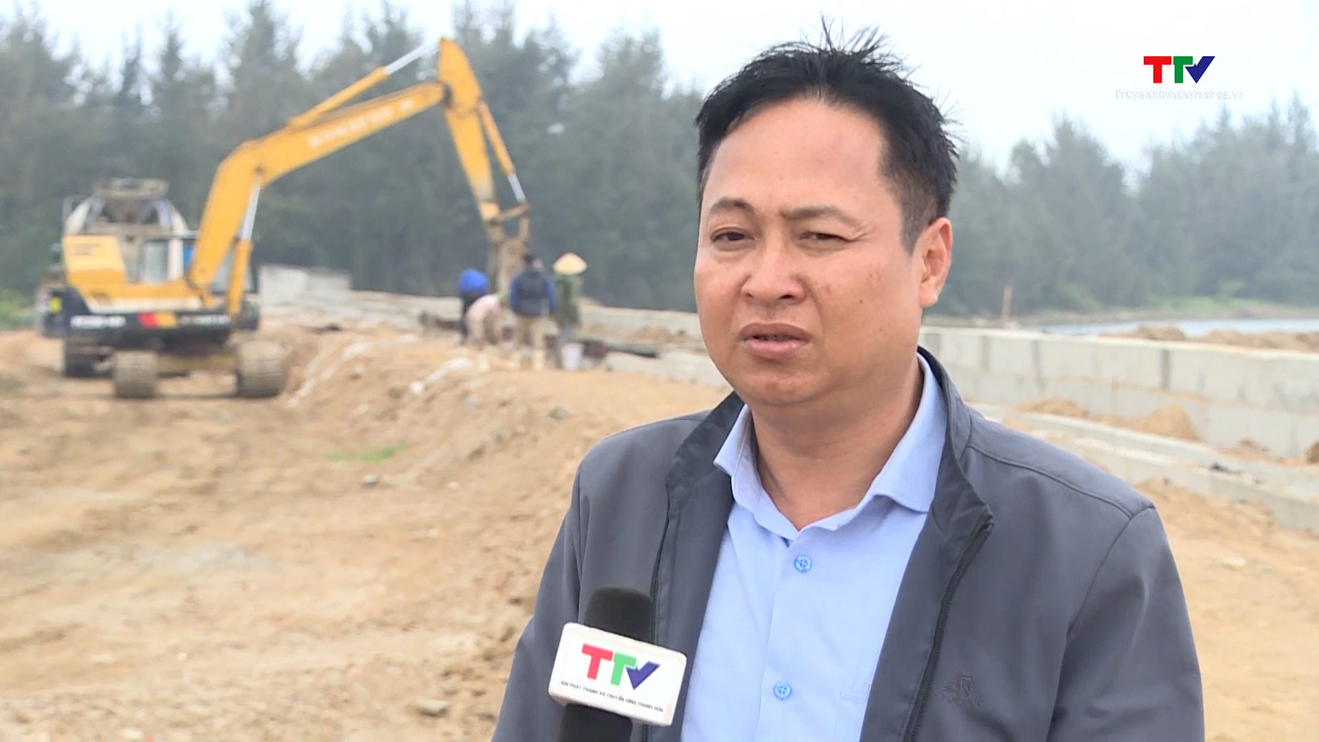 Đẩy nhanh tiến độ dự án kè biển xã Hoằng Phụ, huyện Hoằng Hóa - Ảnh 2. Đẩy nhanh tiến độ dự án kè biển xã Hoằng Phụ, huyện Hoằng Hóa - Ảnh 2.