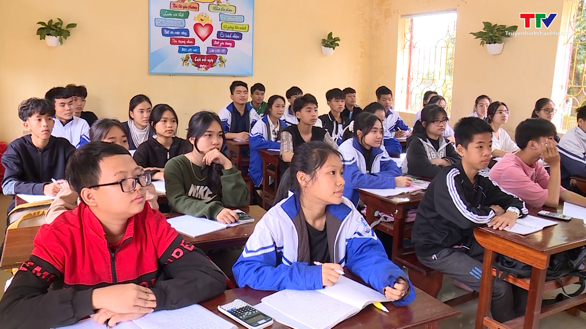 Các trường THCS huyện Yên Định tập trung ôn tập cho học sinh thi vào lớp 10 - Ảnh 3.