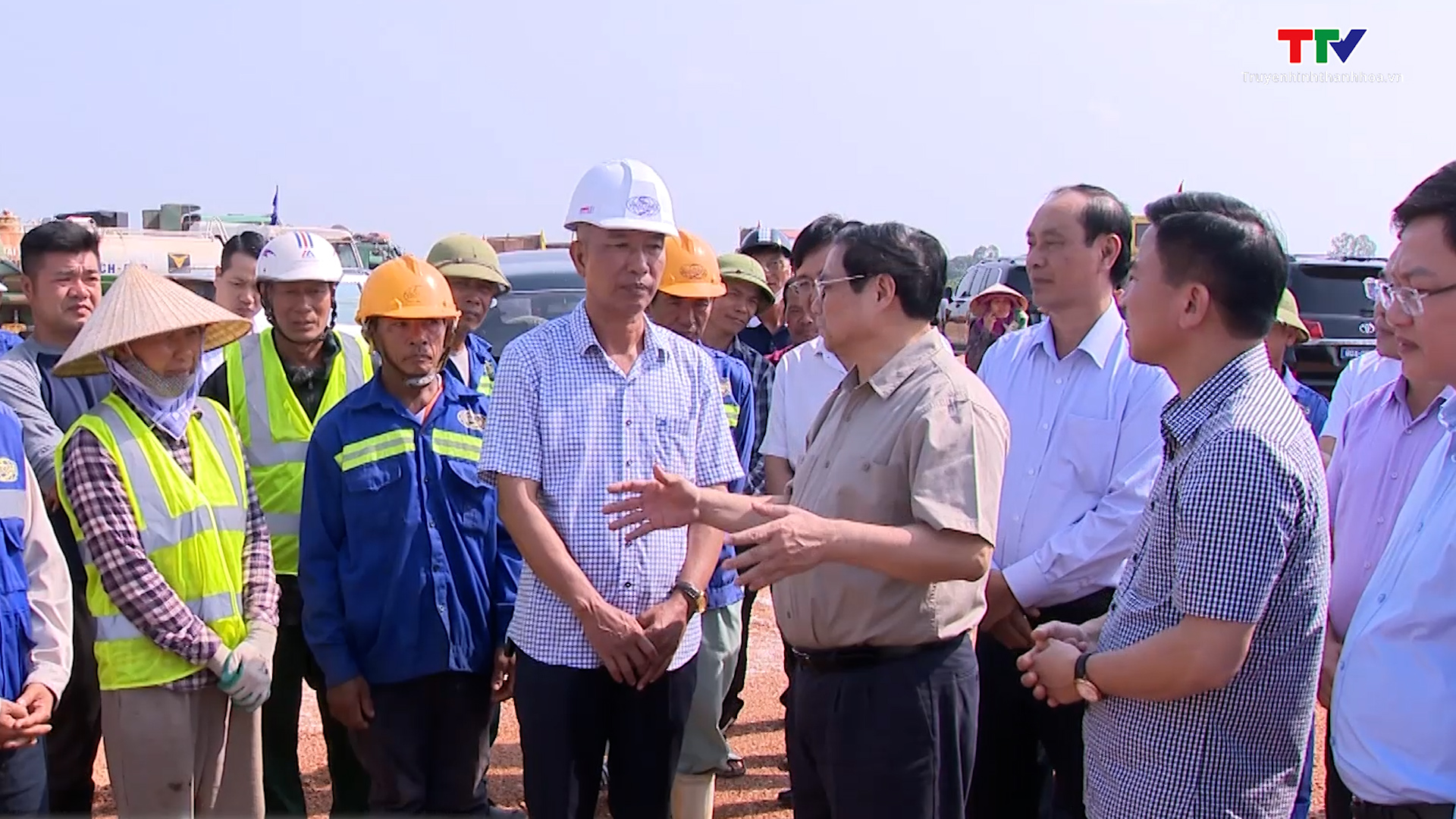 Thủ tướng Chính phủ kiểm tra tiến độ dự án cao tốc Bắc - Nam - Ảnh 3.