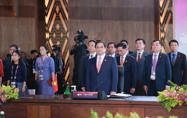 Hội nghị Cấp cao ASEAN lần thứ 42 chính thức khai mạc - Ảnh 4.