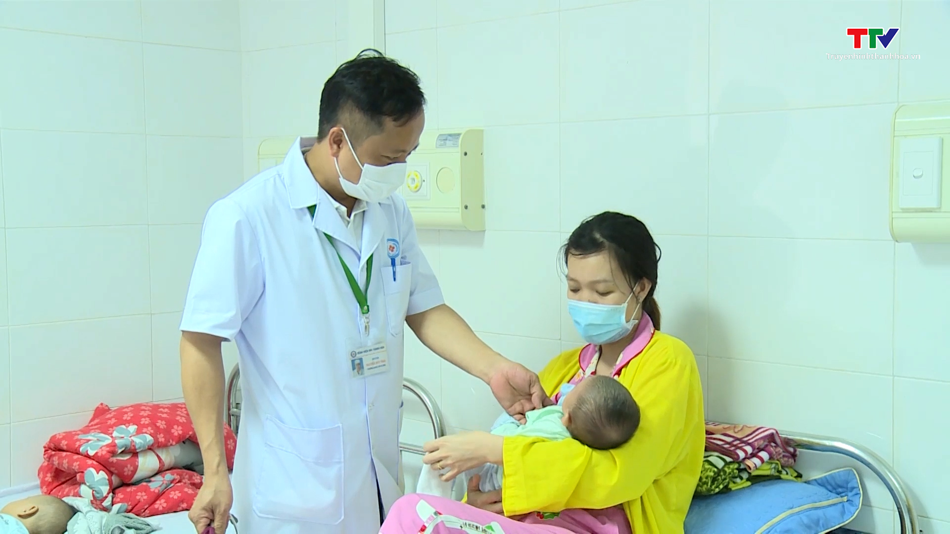 Thông tin về việc tiêm vắc xin hết hạn cho trẻ tại xã Thăng Bình, huyện Nông Cống - Ảnh 4.