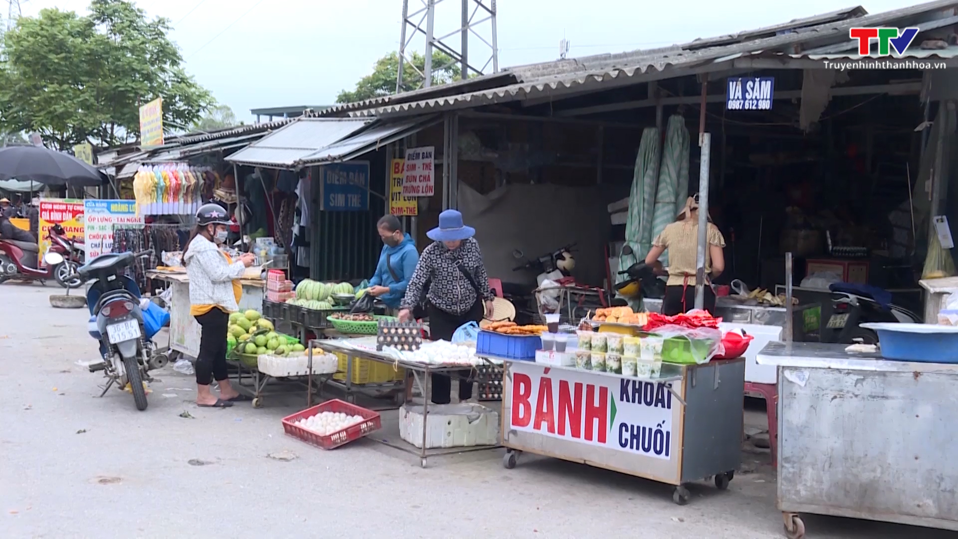 Thực phẩm bán tại Khu công nghiệp Hoàng Long, thành phố Thanh Hóa tiềm ẩn nguy cơ mất an toàn - Ảnh 5.