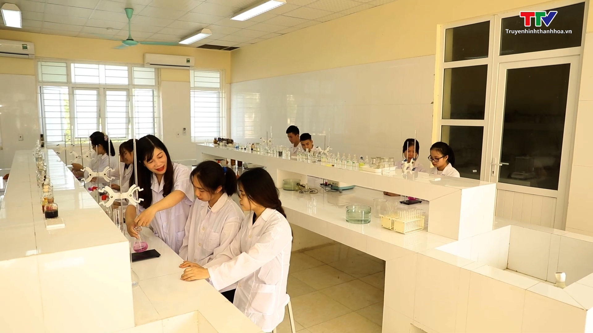 Tỉnh Thanh Hóa đạt thành tích cao tại Giải thưởng Sáng tạo Khoa học, công nghệ Việt Nam năm 2022 - Ảnh 4.