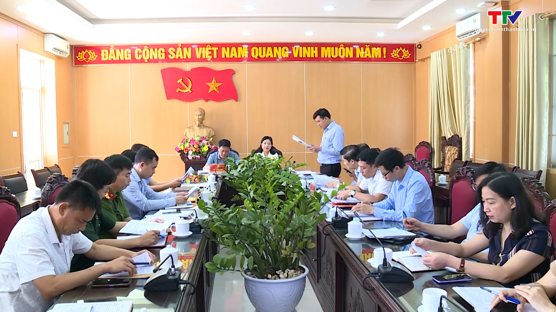 Thông qua dự thảo Báo cáo kiểm tra công tác lãnh đạo, chỉ đạo thực hiện Nghị quyết số 25 của Ban Chấp hành Trung ương Đảng (khóa XI) huyện Thạch Thành - Ảnh 2.