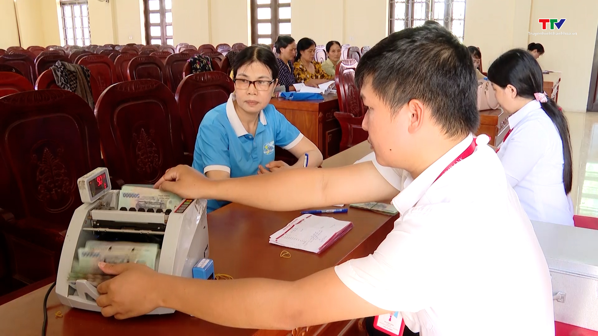 Agribank Thanh Hoá gia tăng vốn tín dụng phục vụ tam nông - Ảnh 2.