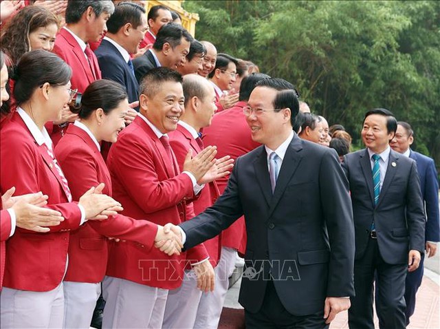 Chủ tịch nước biểu dương các 'gương mặt vàng' của Thể thao Việt Nam tại SEA Games 32 - Ảnh 1.