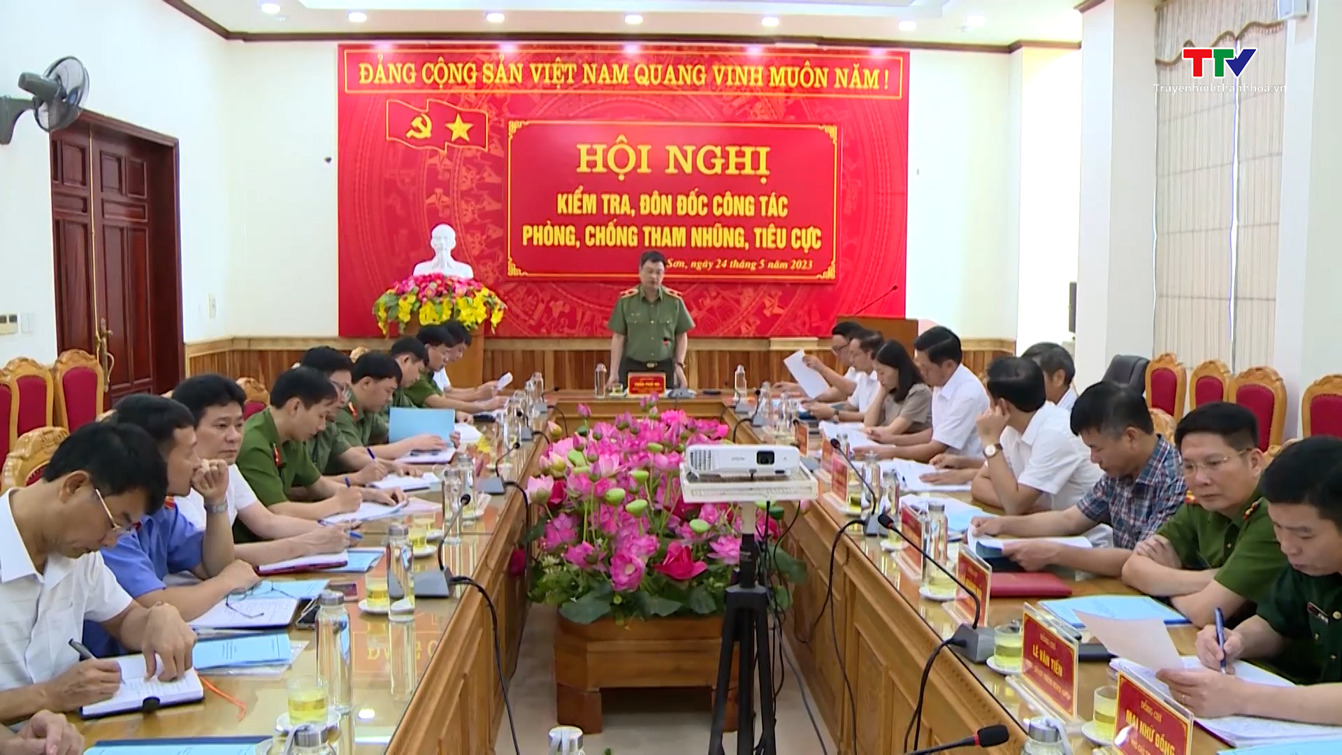 Kiểm tra công tác phòng, chống tham nhũng, tiêu cực tại huyện Nga Sơn - Ảnh 2.
