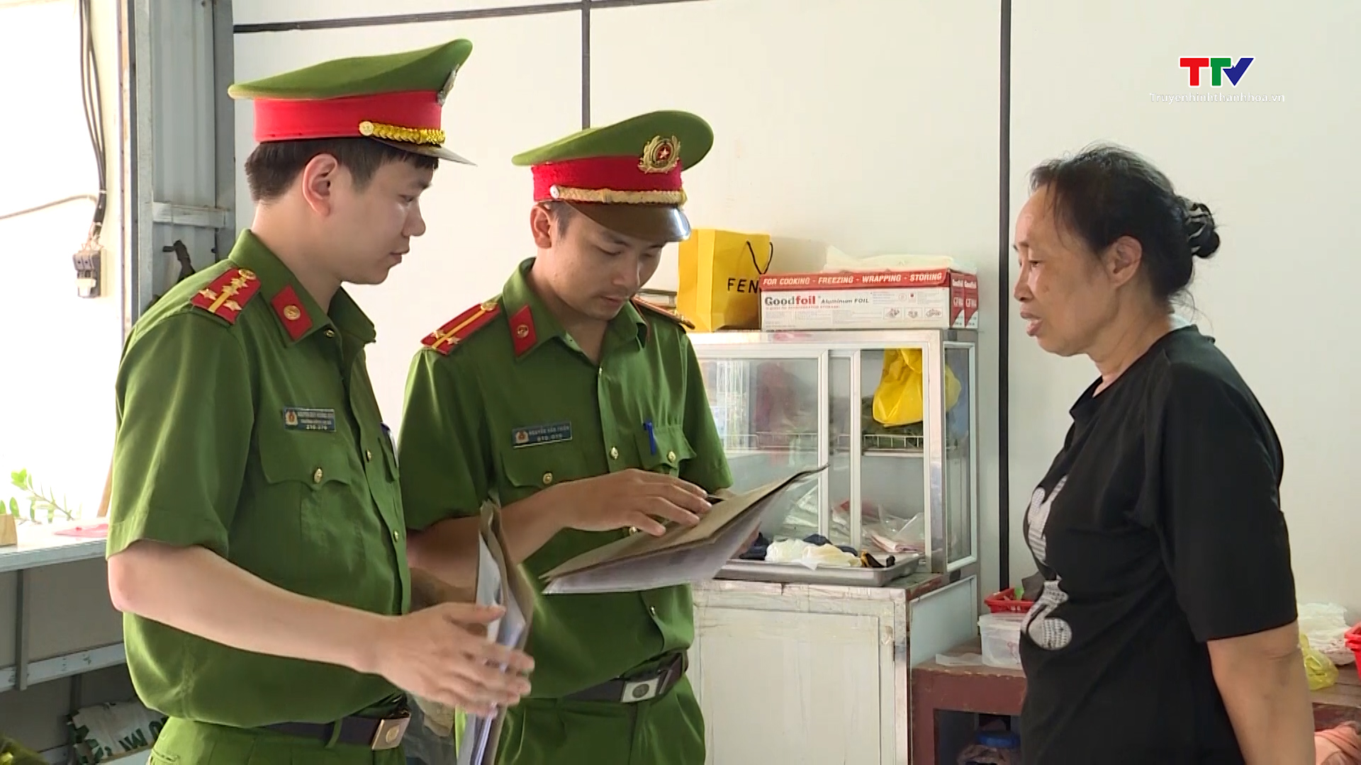 Thanh Hóa nỗ lực về đích cấp căn cước công dân - Ảnh 2. Thanh Hóa nỗ lực về đích cấp căn cước công dân - Ảnh 2.